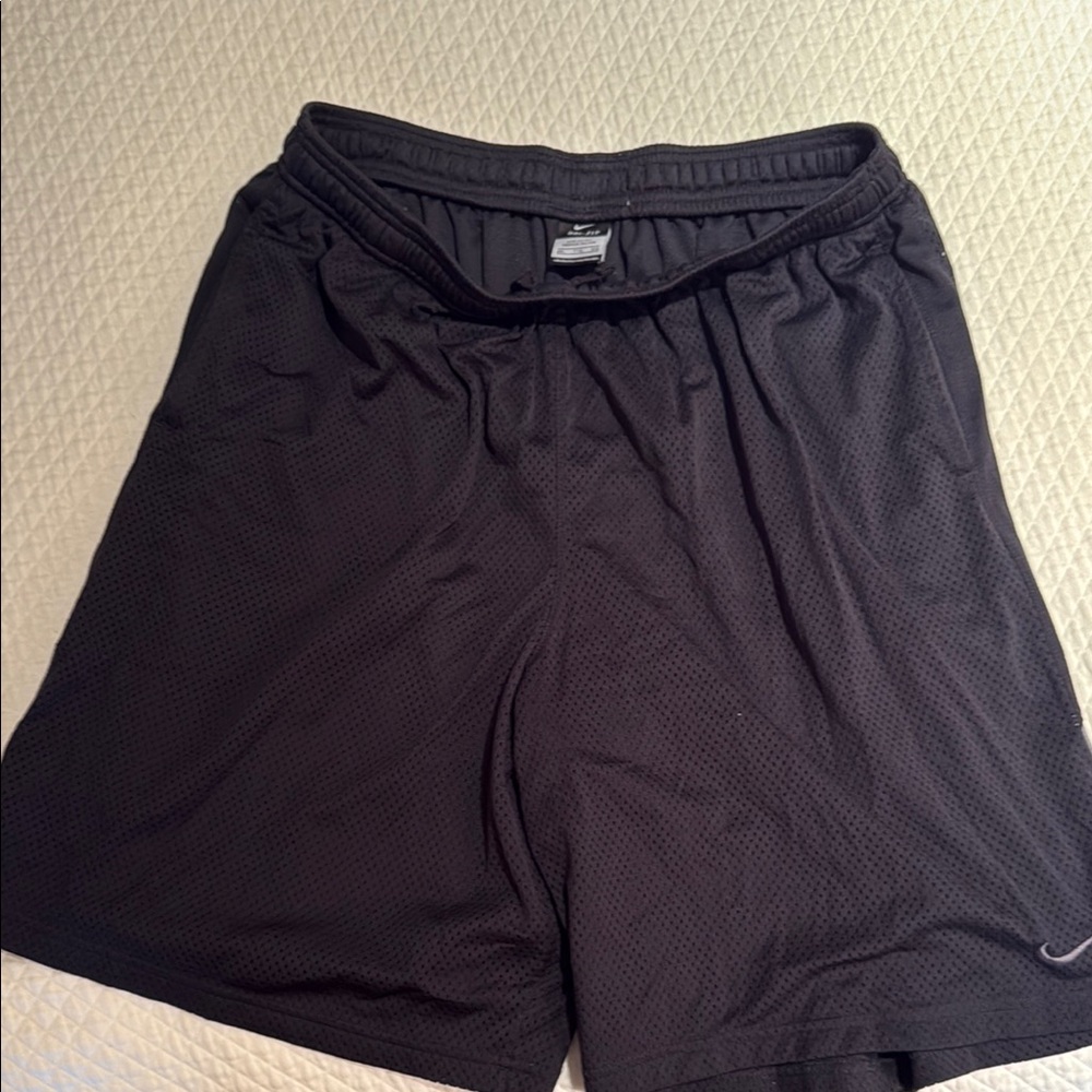 Nike Black Athletic Shorts Lightweight Breathable